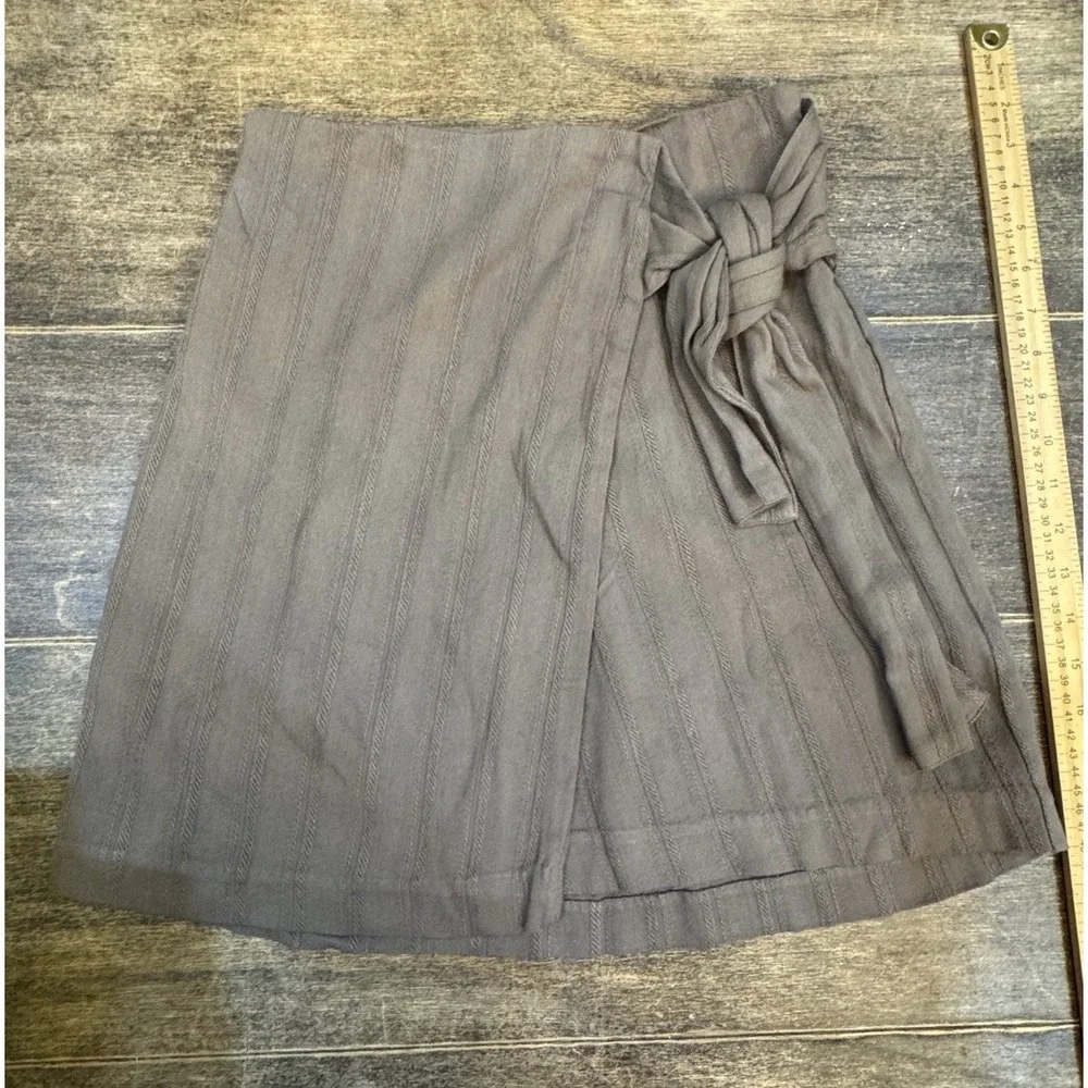 Club Monaco Wrap Mini Skirt Olive Green Lined Bow Tie Size 2‎ Ribbed Minimalist
